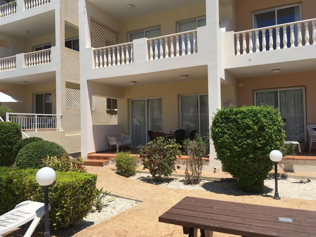 Diana Gardens Leilighet Paphos Eksteriør bilde